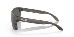 Holbrook™ XL