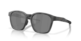 Shackle