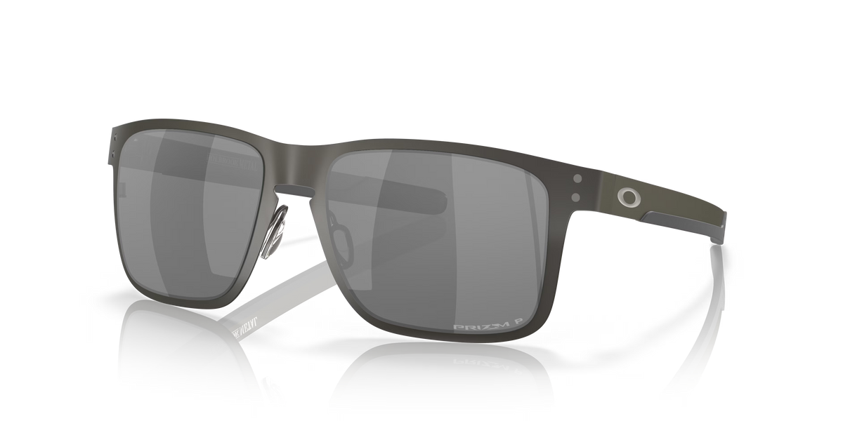 Holbrook™ Metal