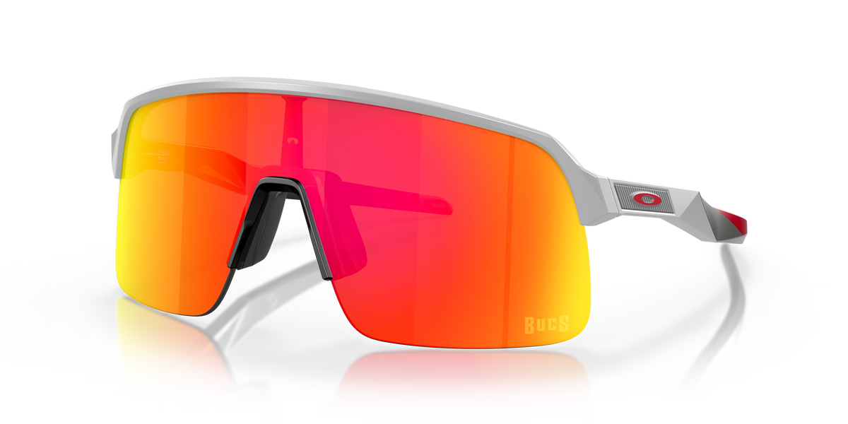 Tampa Bay Buccaneers Sutro Lite
