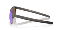 Holbrook™ Metal